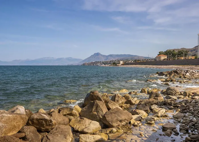 Richgood Luxury Homes - Zefira Mare Villa *